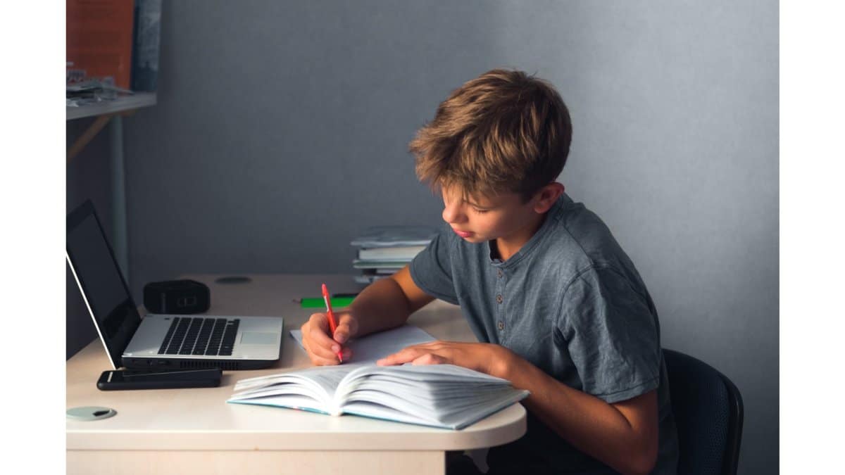 How Much Parent Involvement for Homeschooling?